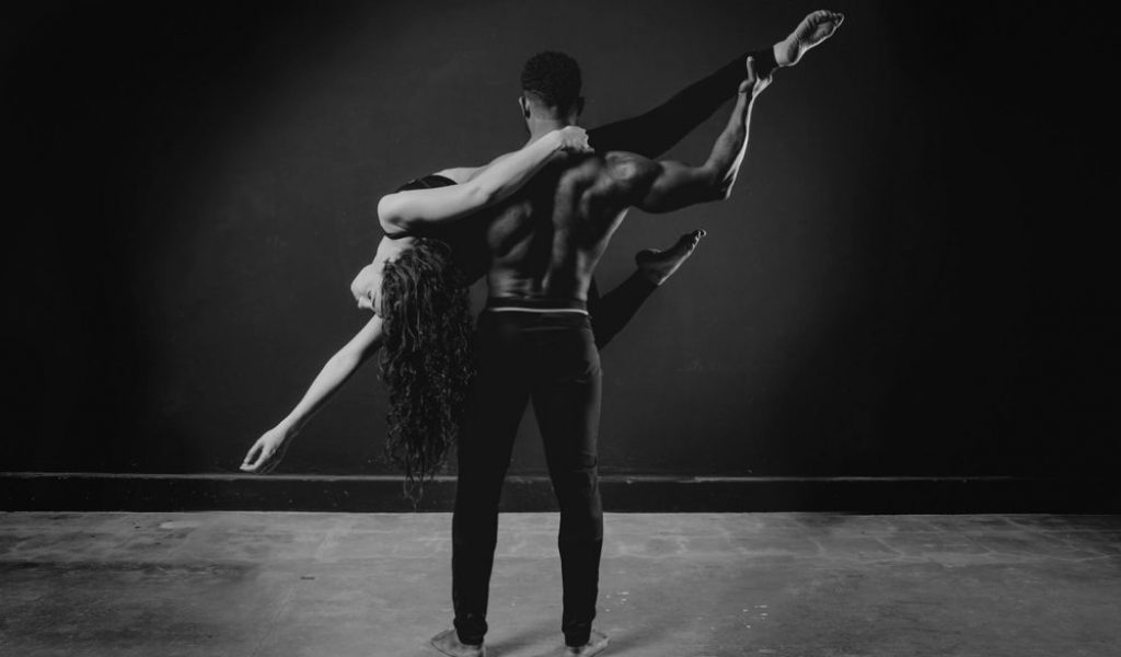 Danseur de Kizomba et Salsa ph. tiers